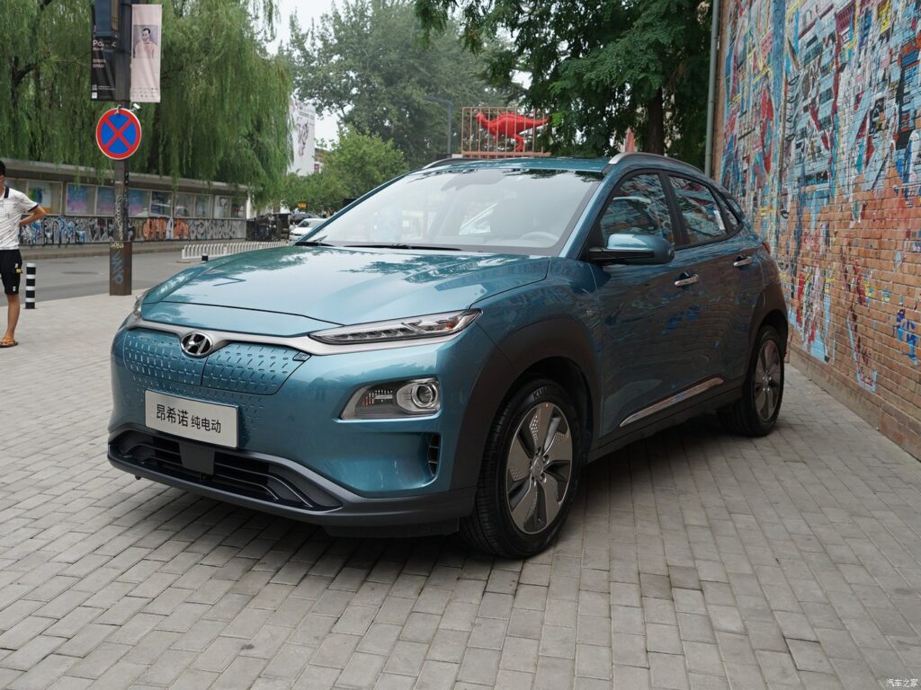 HYUNDAI ENCINO 2019