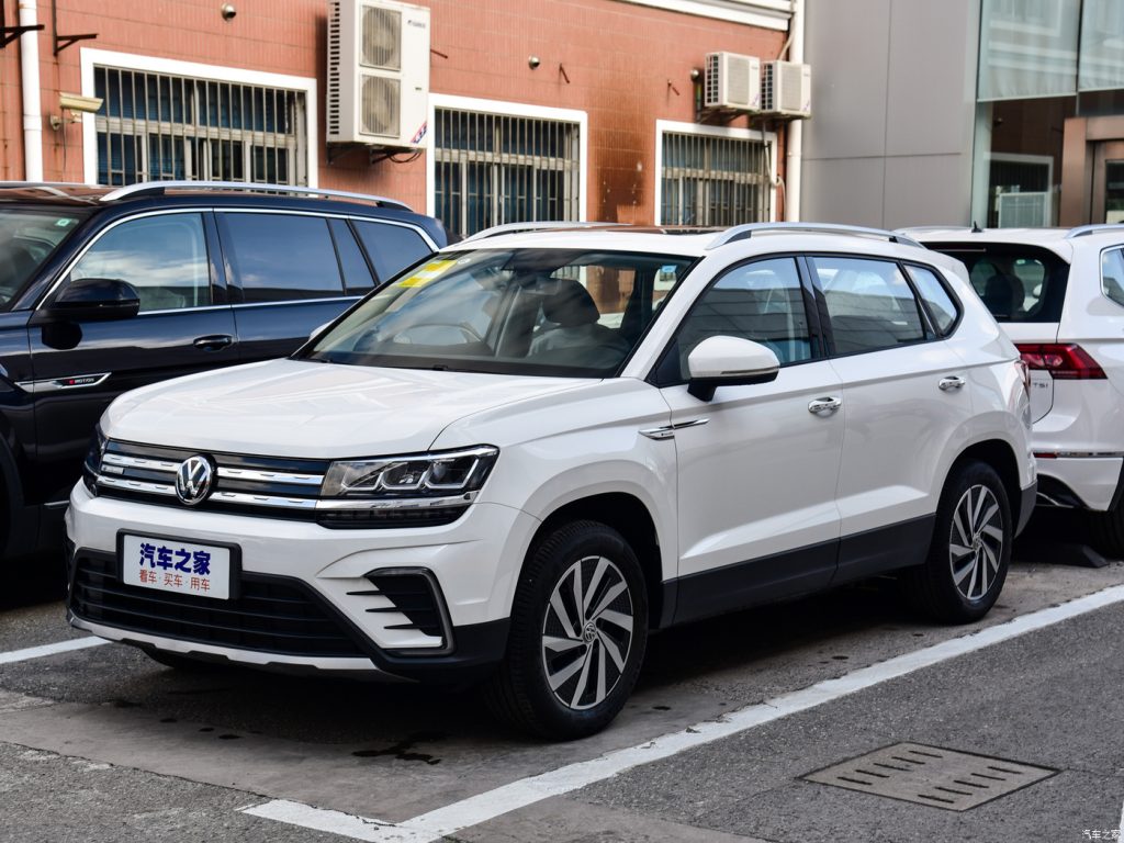 VOLKSWAGEN E-THARU 2019