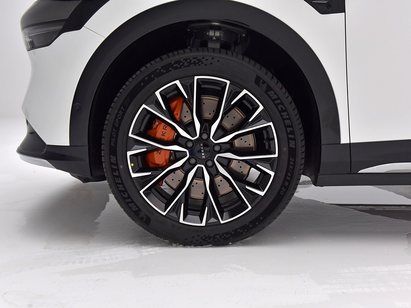 Электромобиль Zeekr 7X 4WD 100 kWh - купить электромобиль в Киеве