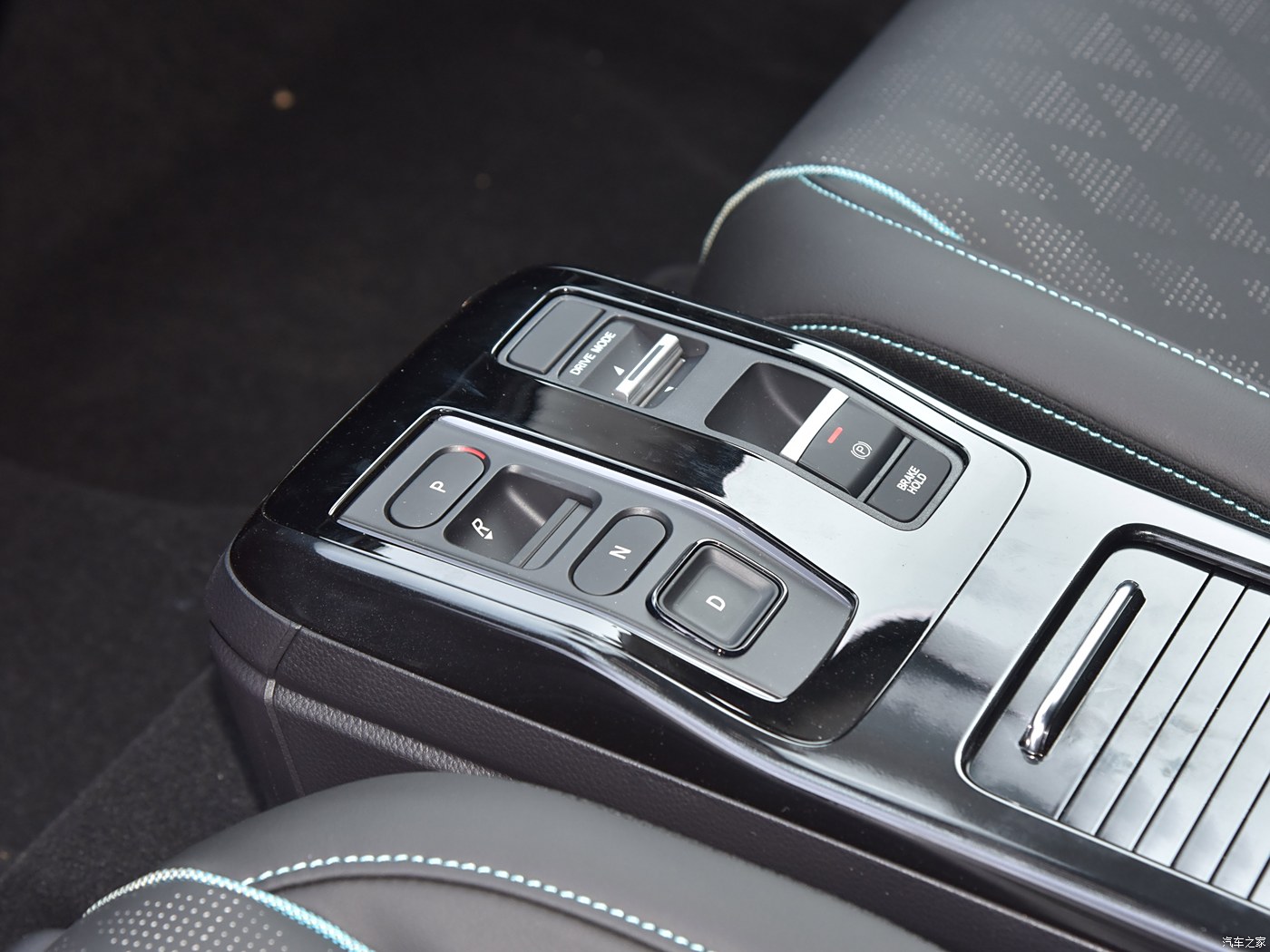 Электромобиль Honda e:NP2 545 km Advanced Edition - купить