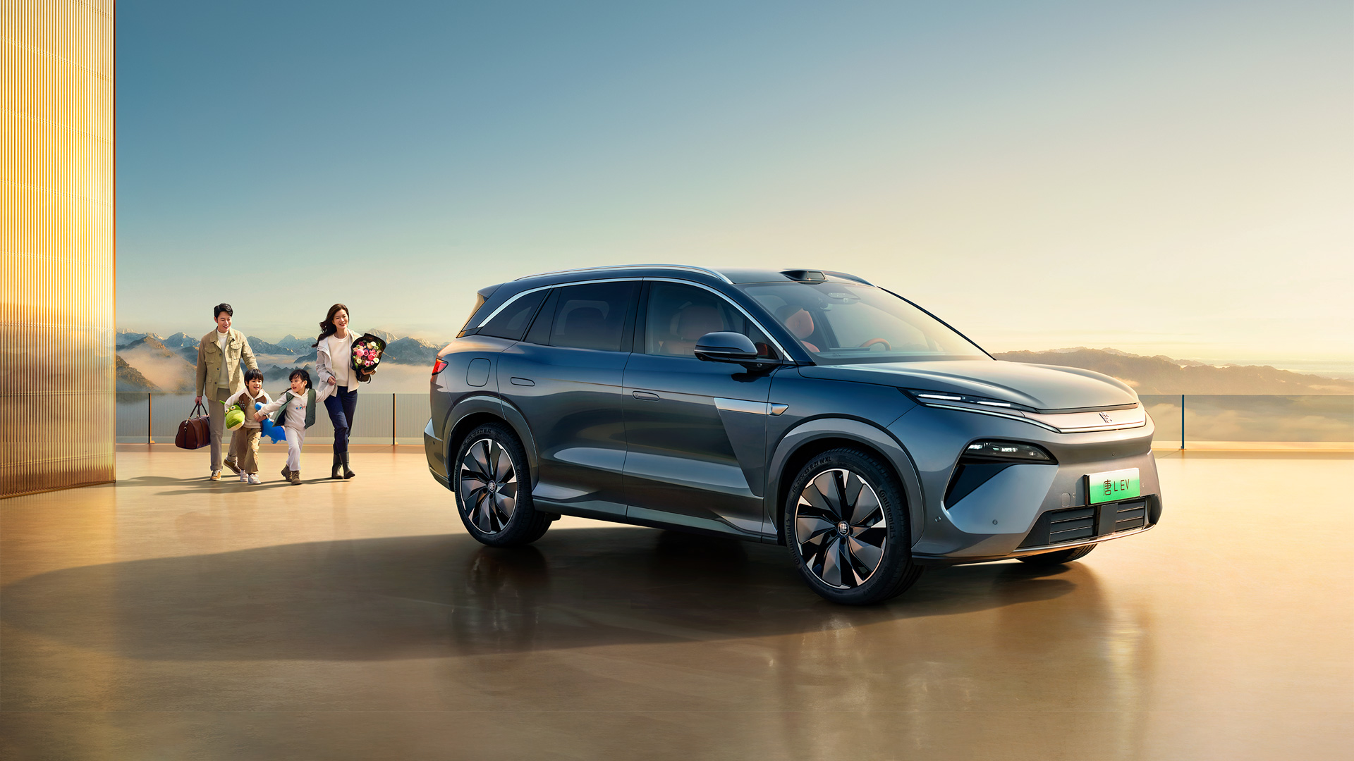 BYD Tang L: характеристики, комплектації та ціни на новий електромобіль.
