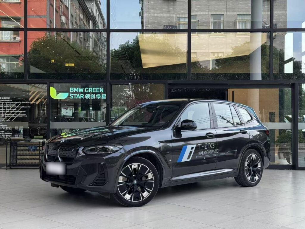 BMW IX3 2022