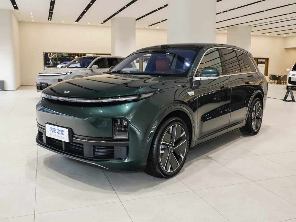 LiAuto L8 2025