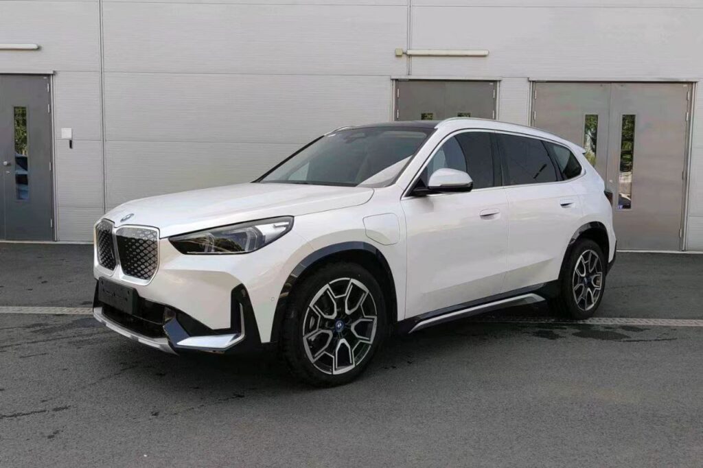 BMW iX1 2023