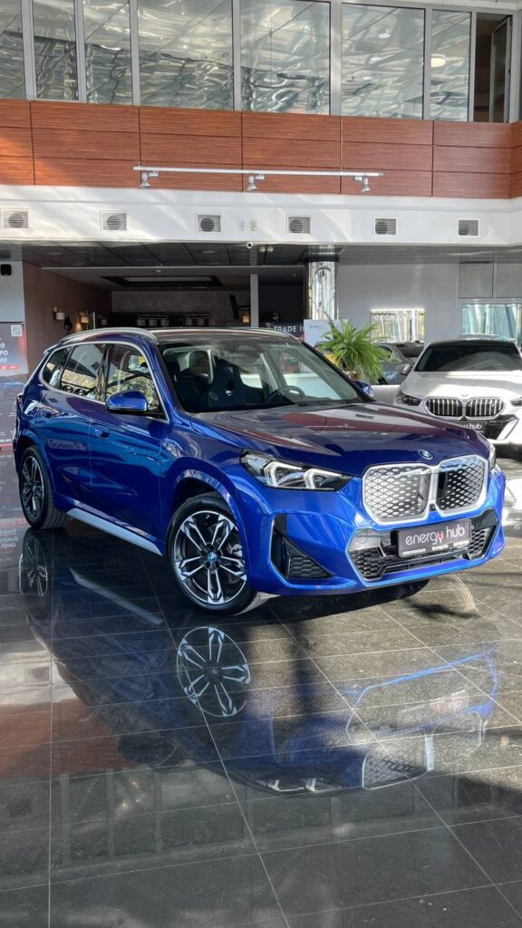 BMW iX1 2023