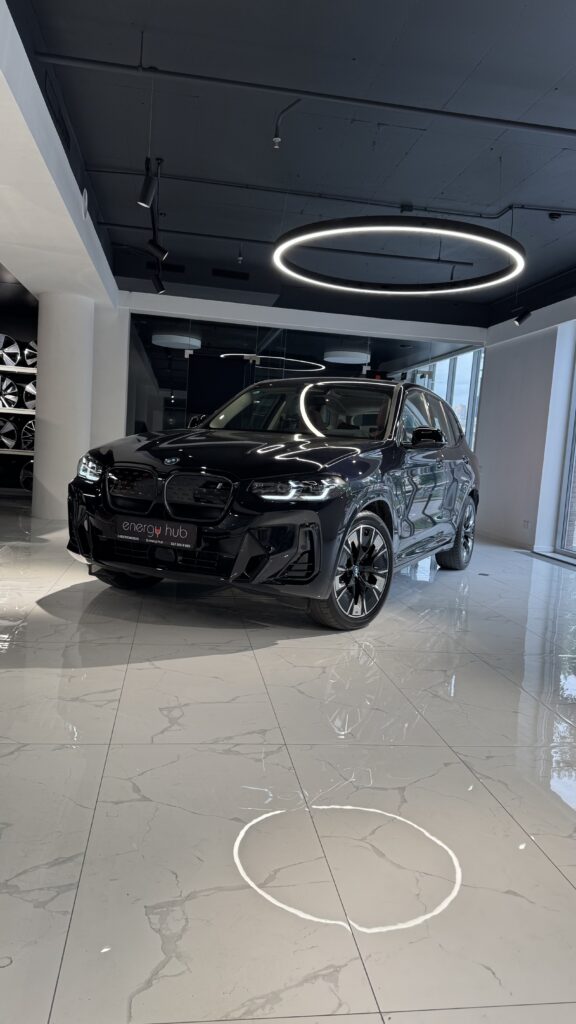 BMW IX3 2024