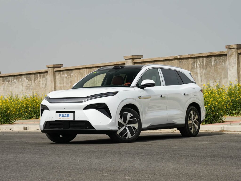 BYD Tang L DM 2025