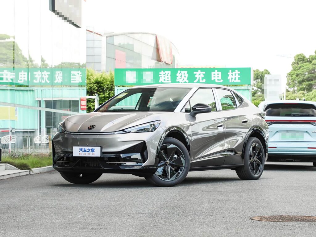 Volkswagen ID.UNYX 2025