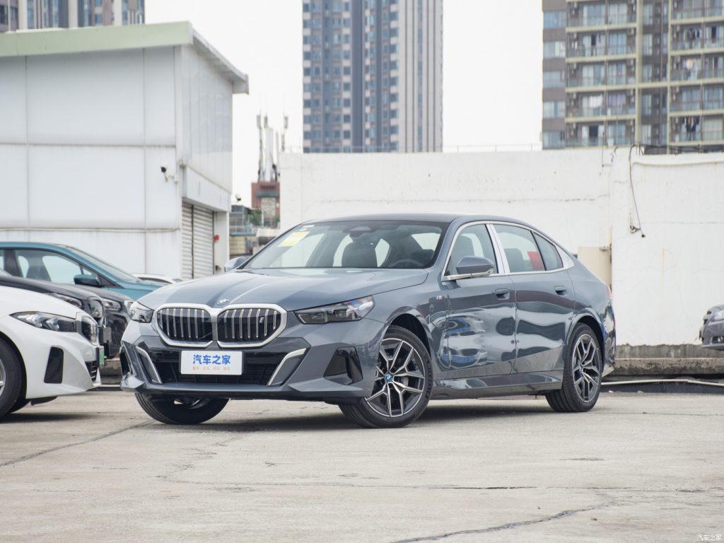 BMW i5 2024