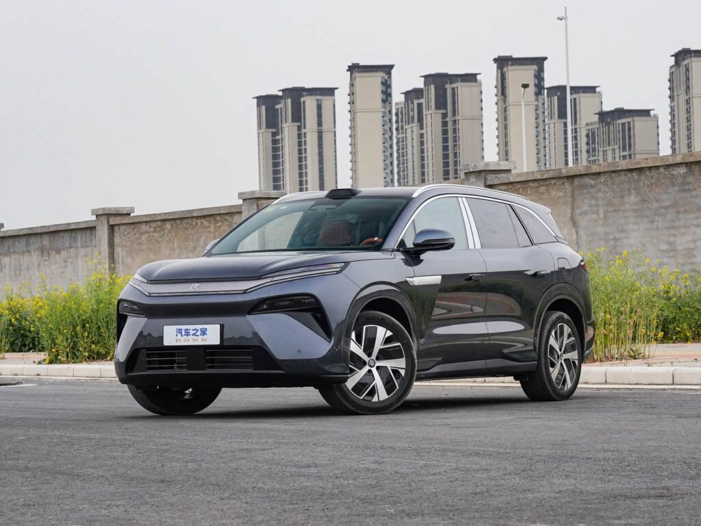 BYD Tang L 2025