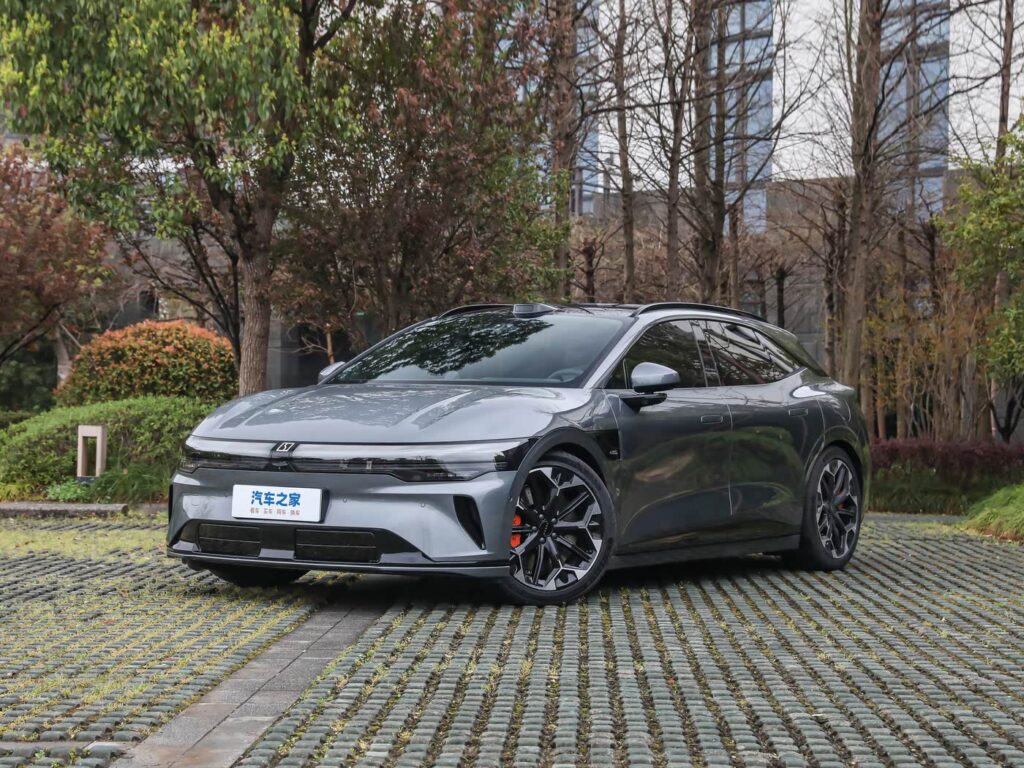 Zeekr 007GT 2025