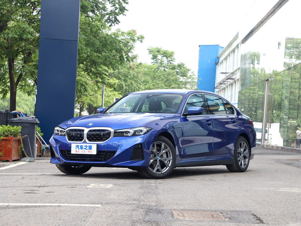 BMW i3 2025