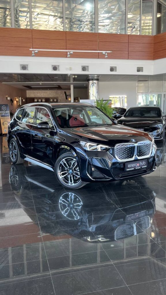 BMW iX1 2023