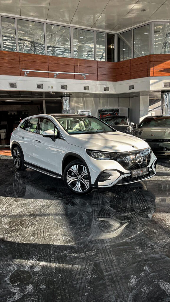 Mercedes-Benz EQE SUV 2023