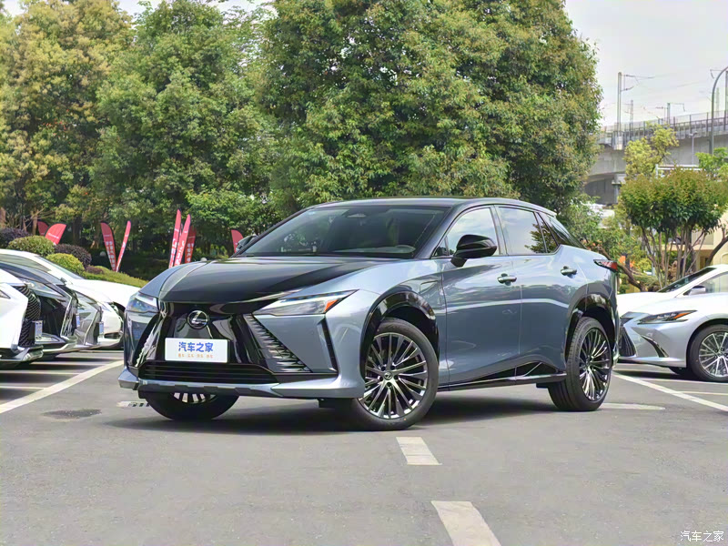 Lexus RZ 2023
