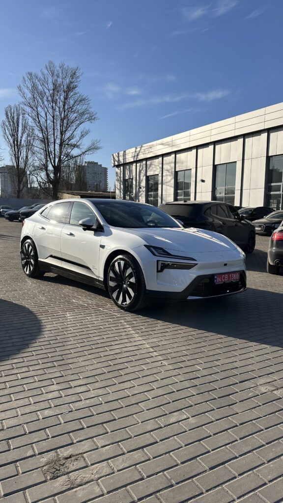 Polestar 4 2024